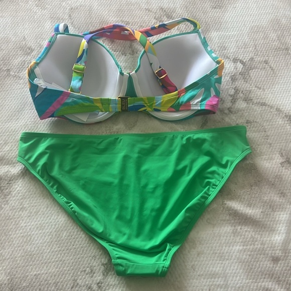 Bleu Rod Beattie Away We Go Bikini Top Size 36DD & Hipster Bikini Bottom Size 14 - Picture 10 of 12